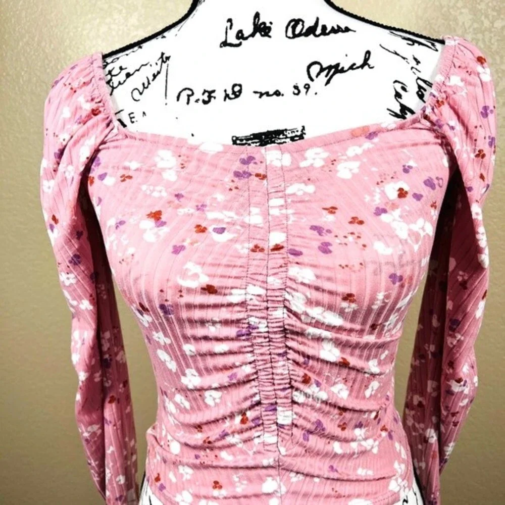 Antistar Pink top White floral  print long sleeve front ruched crop top size S